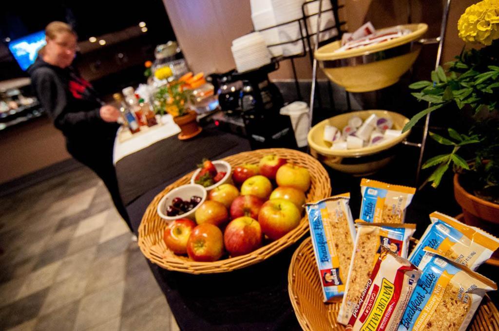 Newark Garden Finger Lakes Hotel Esterno foto