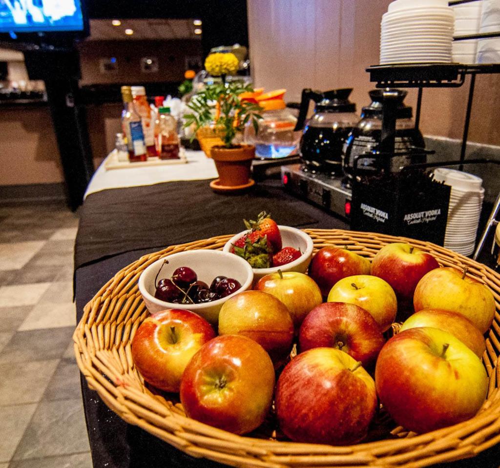 Newark Garden Finger Lakes Hotel Esterno foto