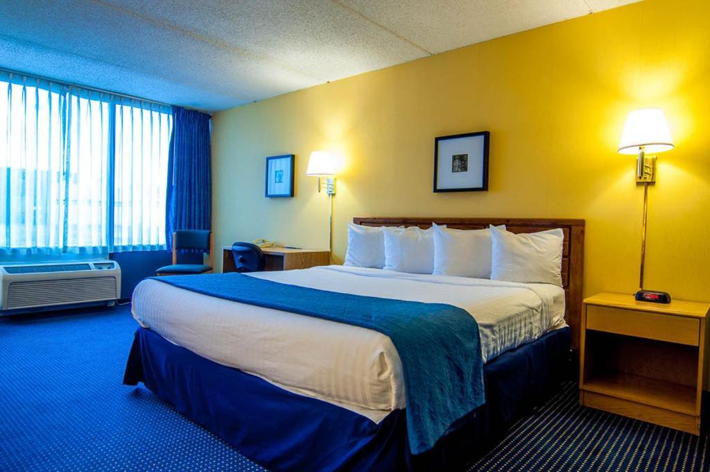 Newark Garden Finger Lakes Hotel Esterno foto